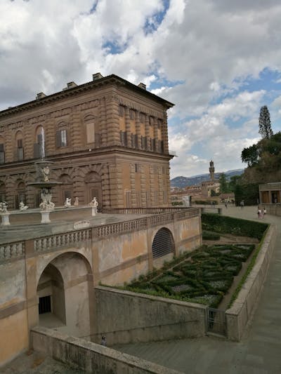 Amplification systems forbidden in the Boboli Gardens