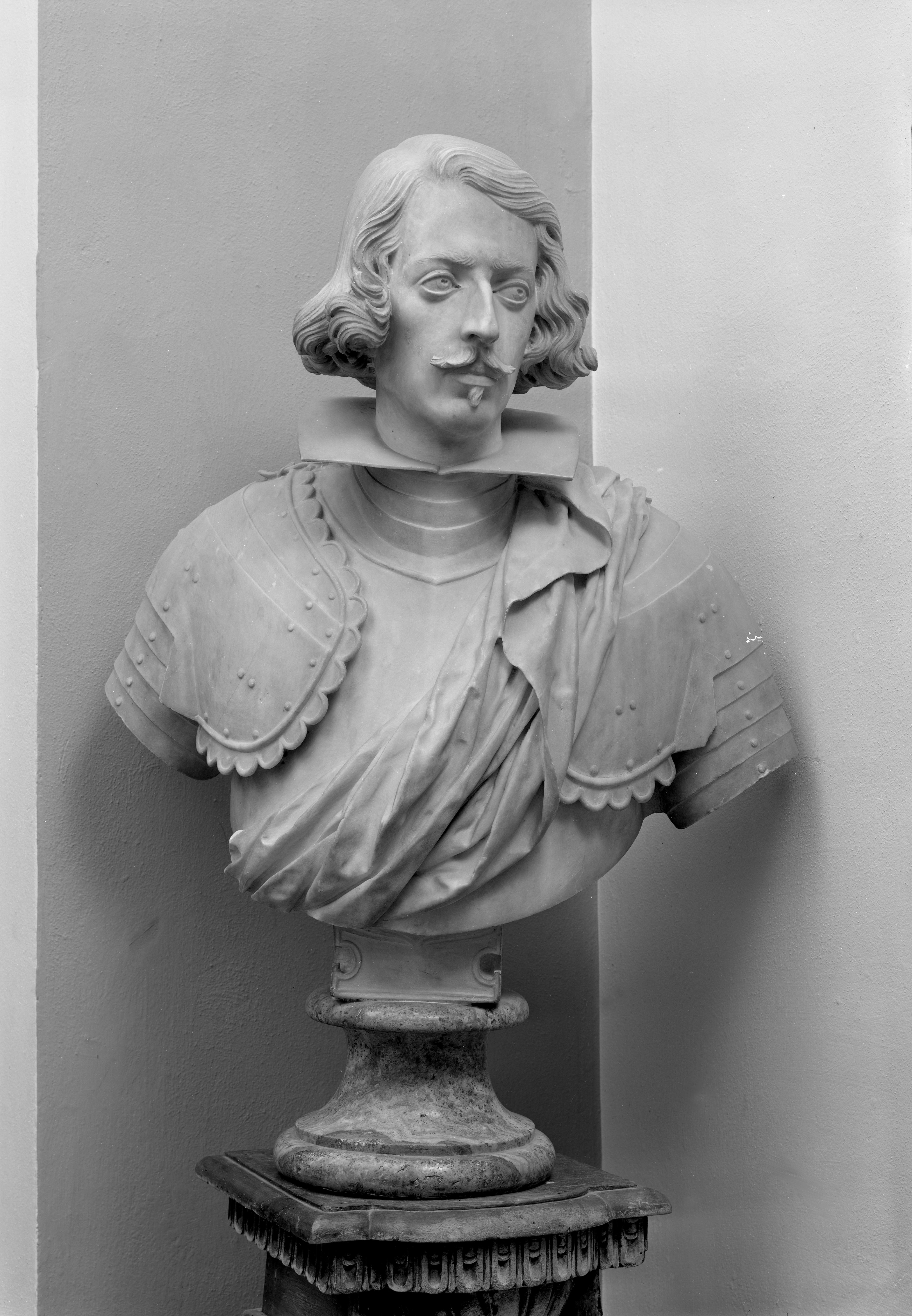 The forgotten Grand Duke. The series of Medici-Lorraine busts and their commendation in the so-called Antiricetto of the Gallery of Statues and Paintings