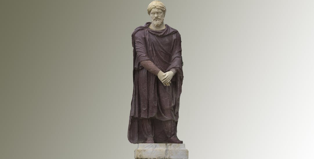 Statue of a Dacian, Capillatus