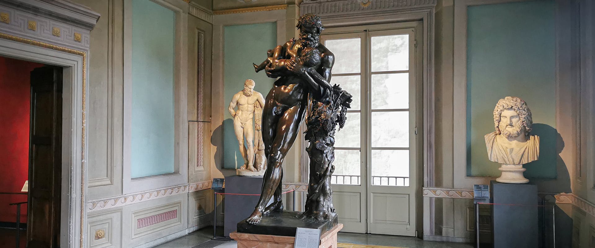 Il restauro della statua in bronzo di Sileno e Bacco fanciullo
