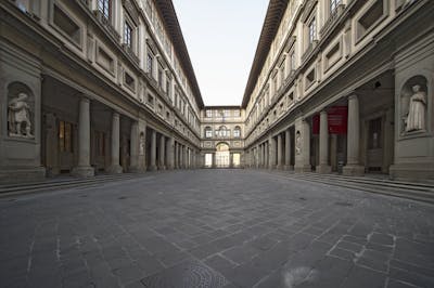 Piazzale degli Uffizi