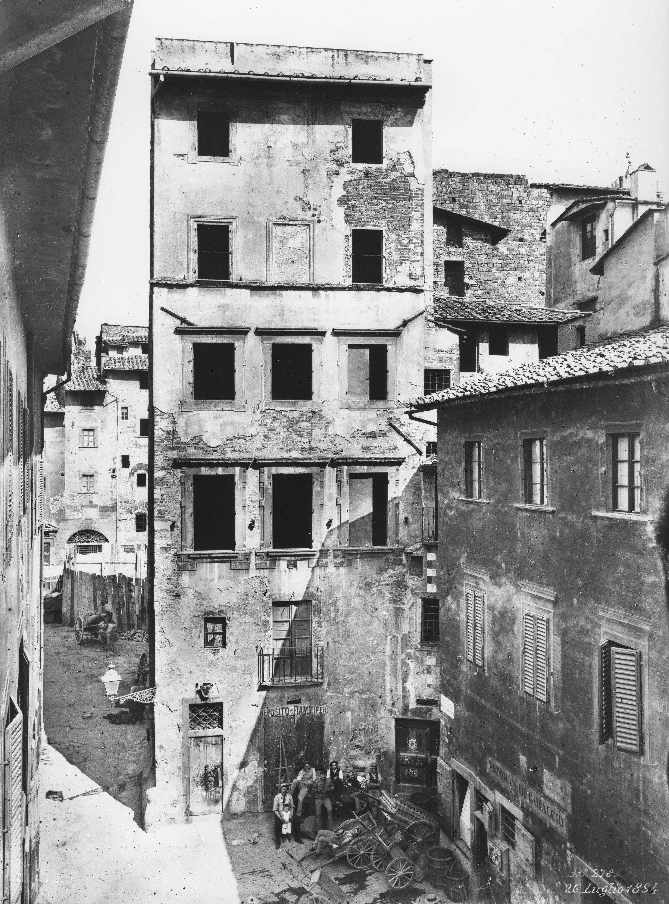 Firenze, piazza del Monte di Pietà (attuale via dei Lamberti) - Risanamento