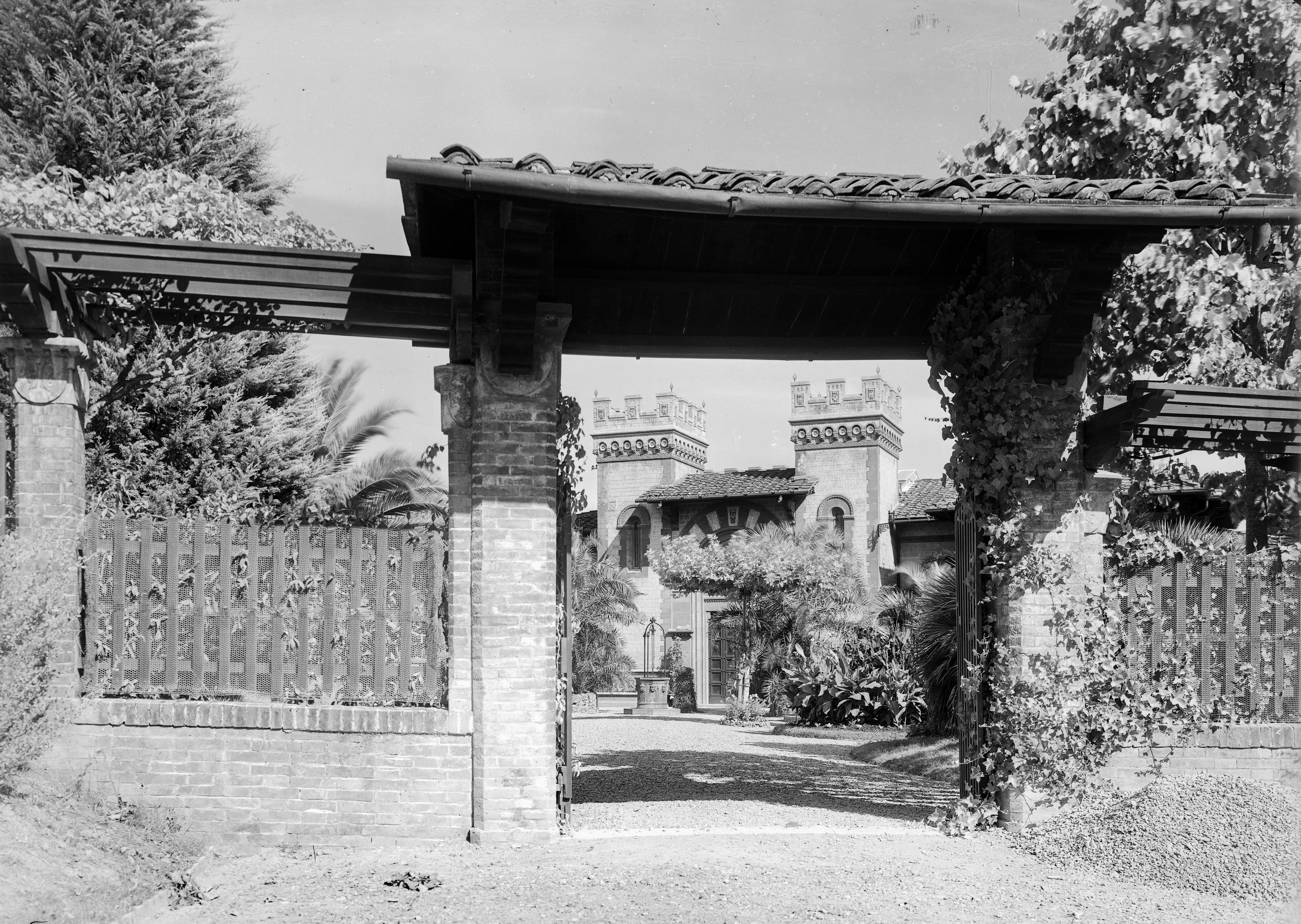 Ingresso dello stabilimento Tamerici (Montecatini Terme)