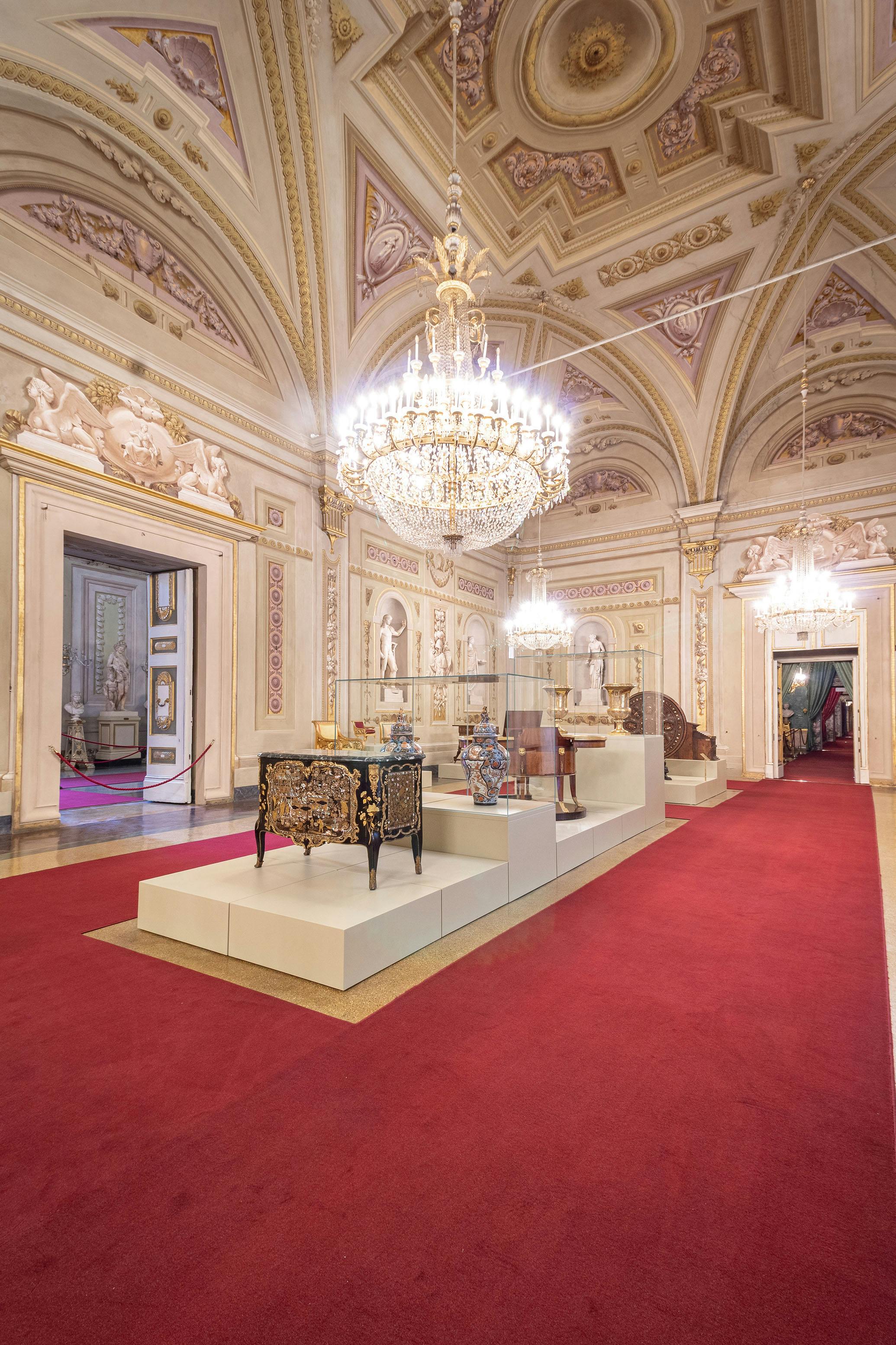 Palatine Gallery’s Niche Room Palatine Gallery’s Niche Room