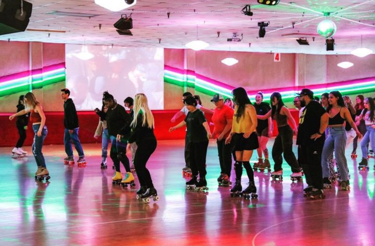 Fountain Valley Skating Center - Los Angeles Skate Rink and Venue