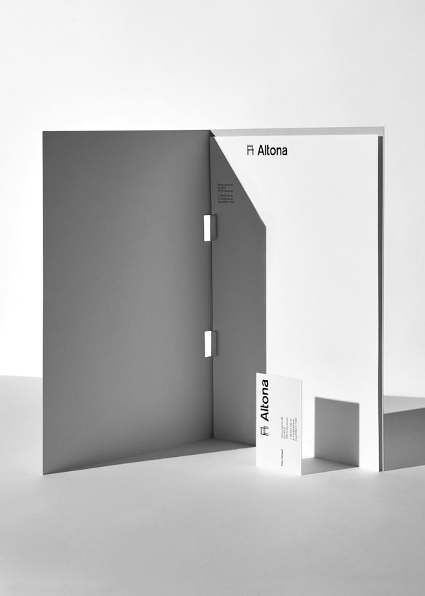 https://www.datocms-assets.com/10318/1566468805-2altona.jpg