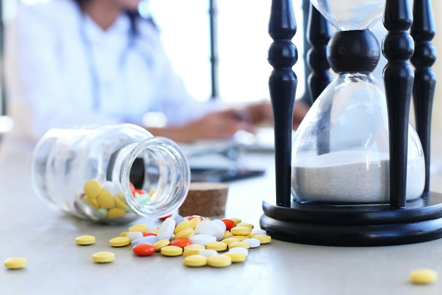 Cover Image for Generic Medicines: A Bargain or Bonus?