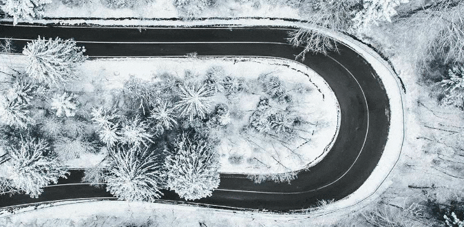 Op wintersport? Hier zijn winterbanden verplicht Op wintersport? Hier zijn winterbanden verplicht