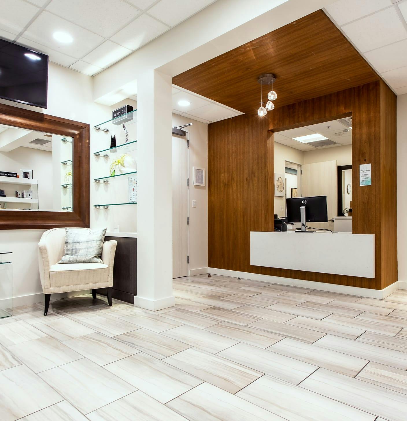 Side view of the front desk of Dr. Haydon's office