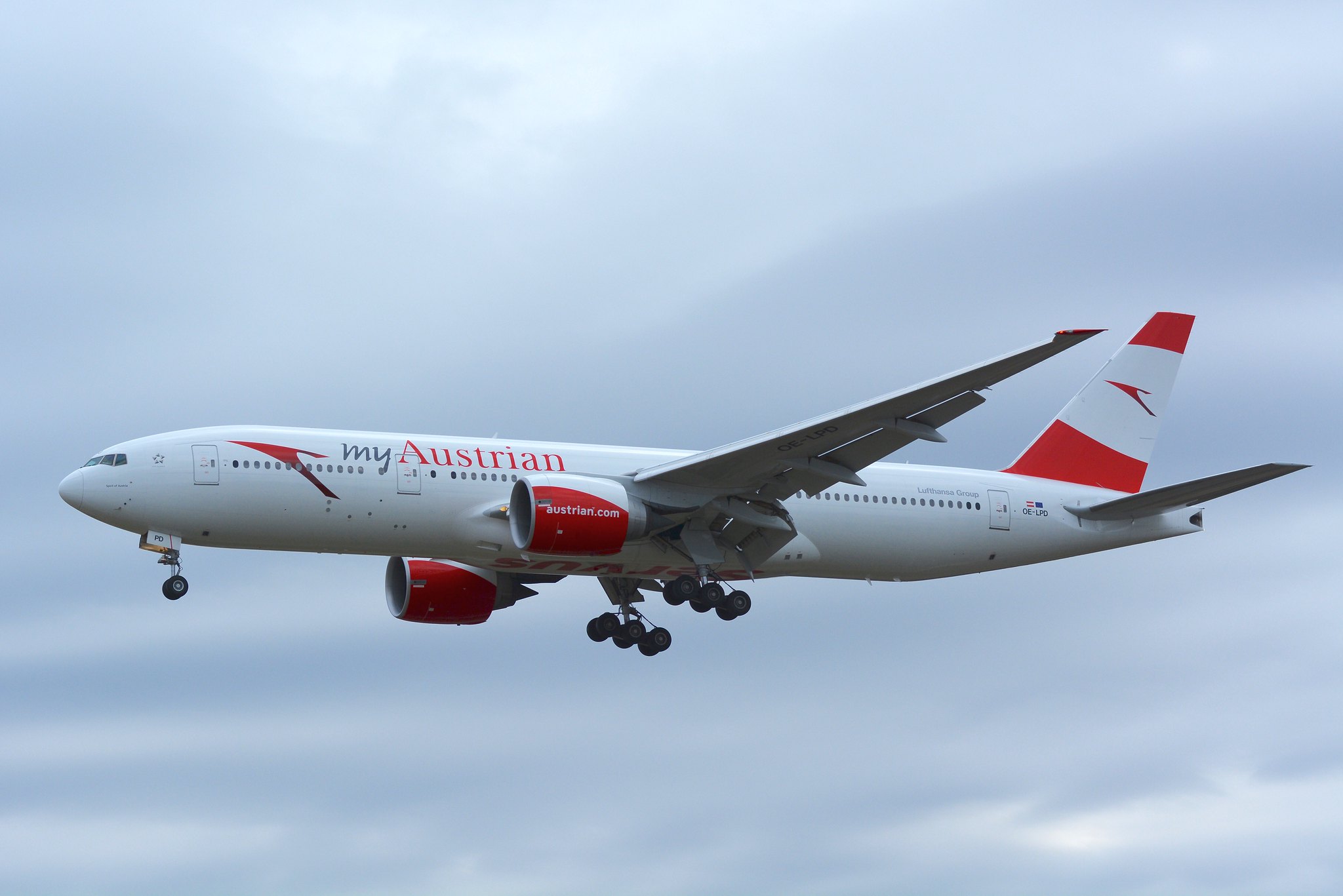 Boeing 767-300ER vs Boeing 777-200ER Comparison | WebFlite