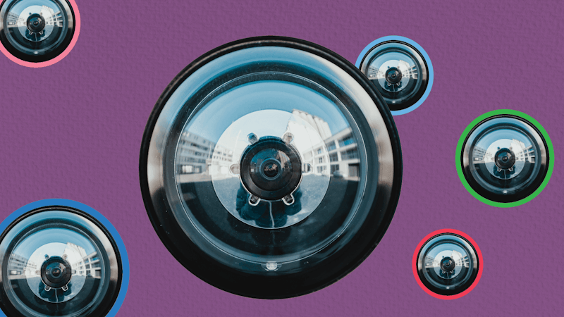 Différentes tailles de lentilles de caméra où l’on voit à travers une personne