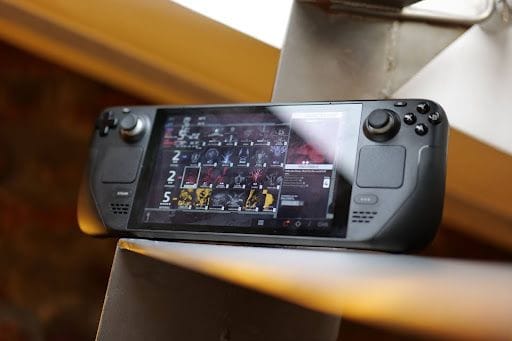 Image d'un Steam Deck, le PC portable de Valve.