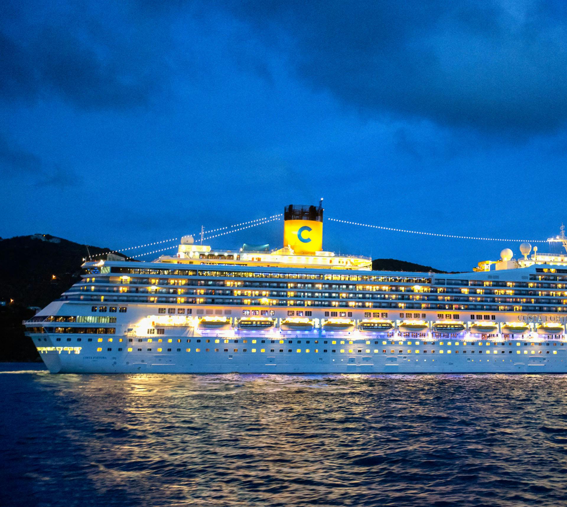 Cruise ship