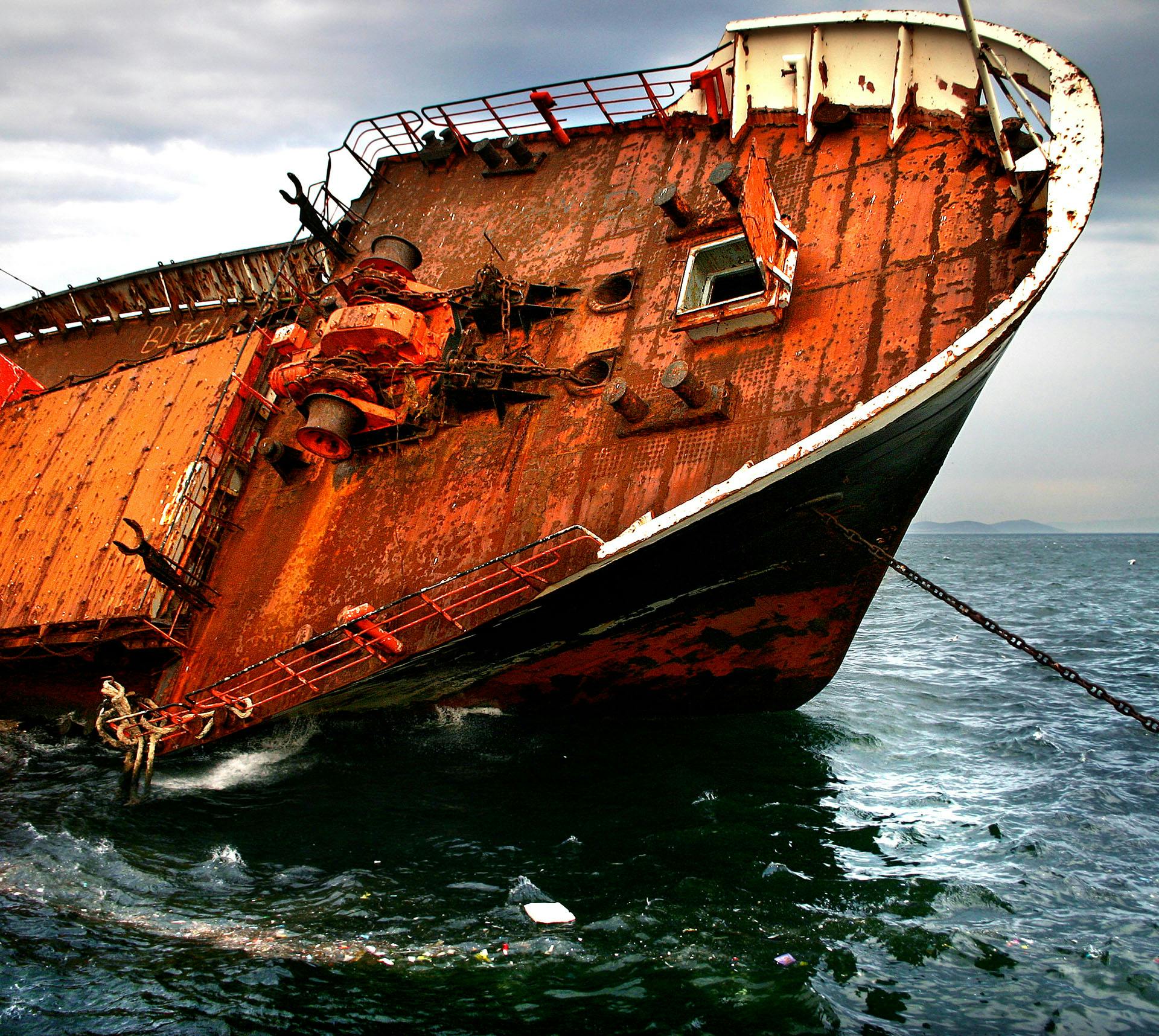 Sinking ship