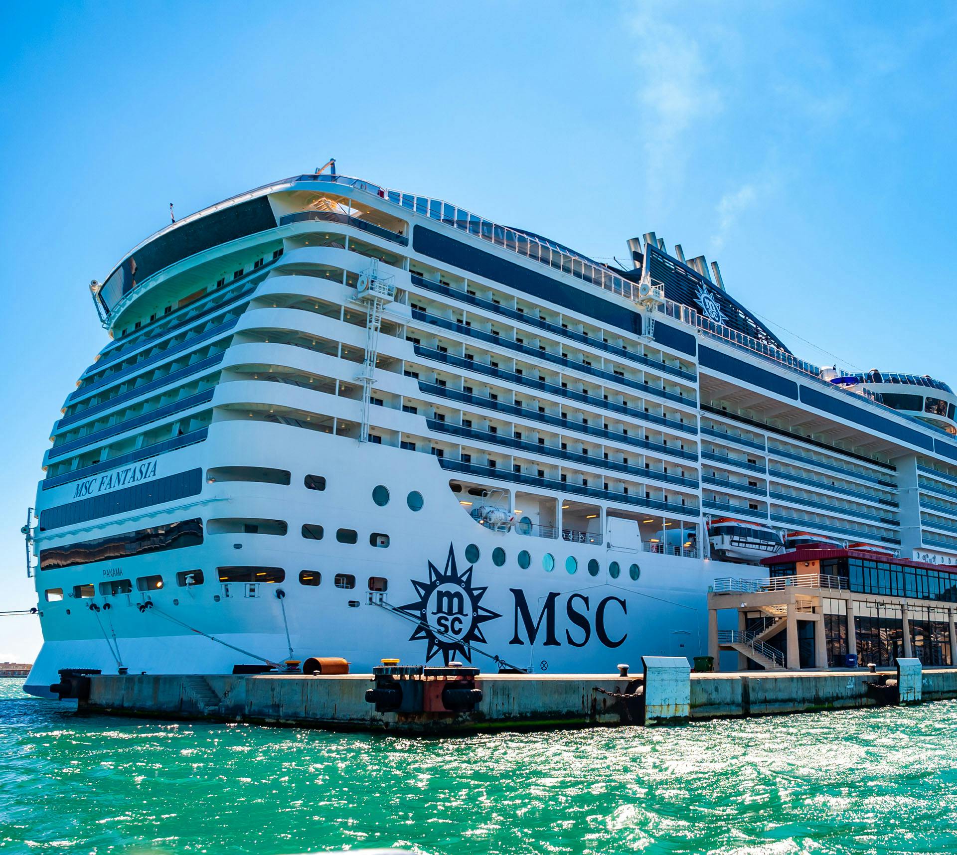 Cruise ship