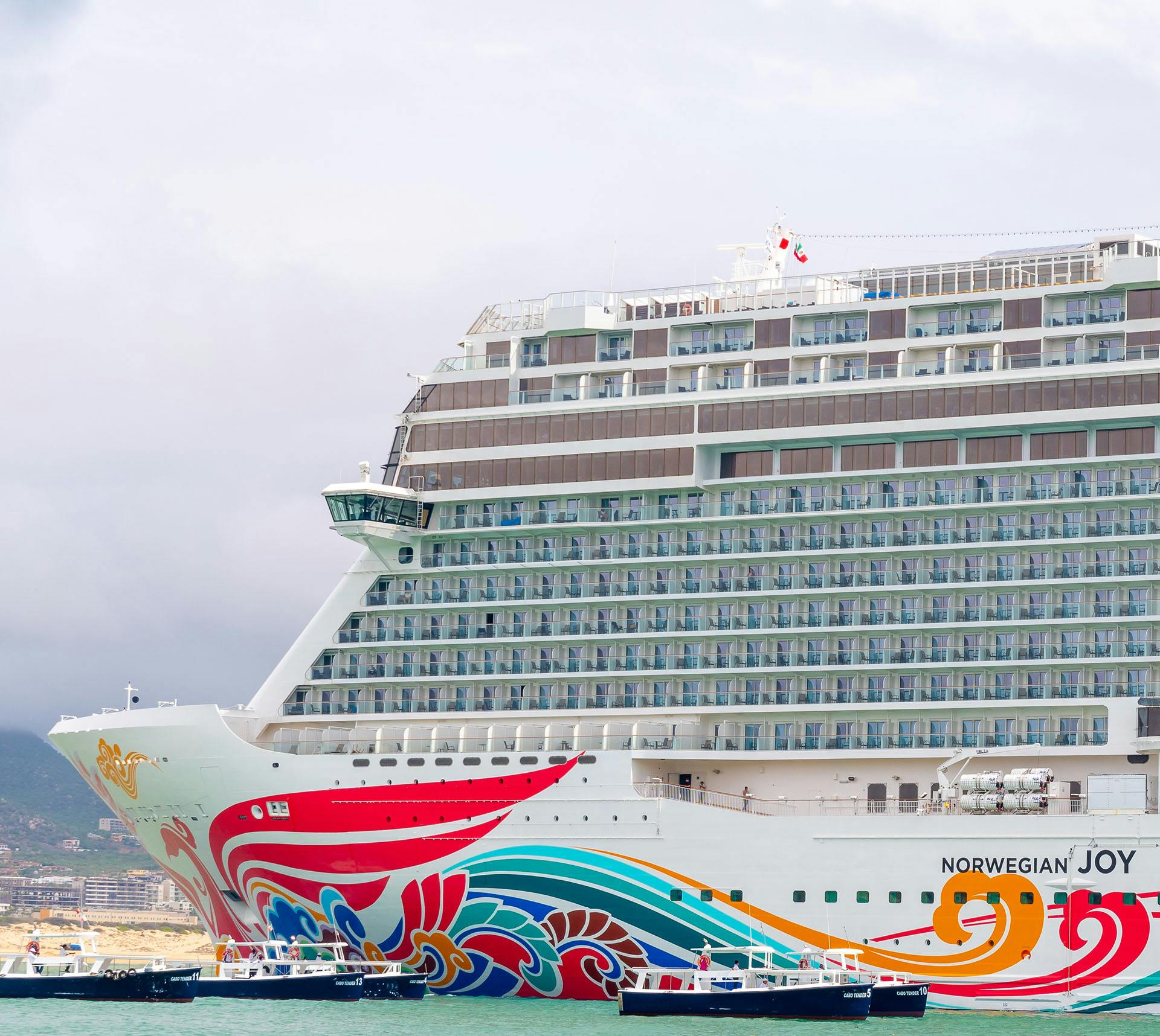 Cruise ship