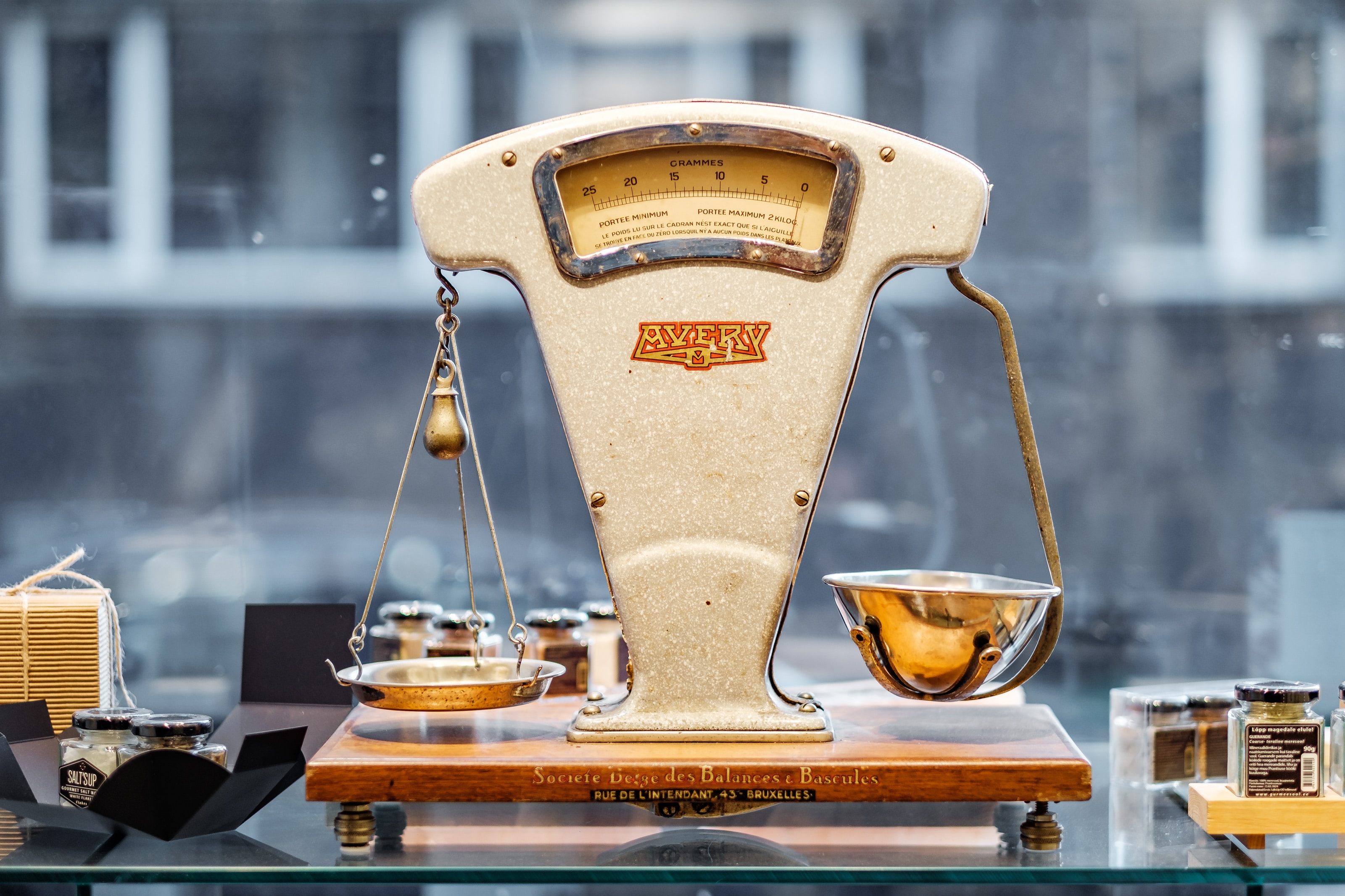 Balancing Quality and Cost in Small Business Products