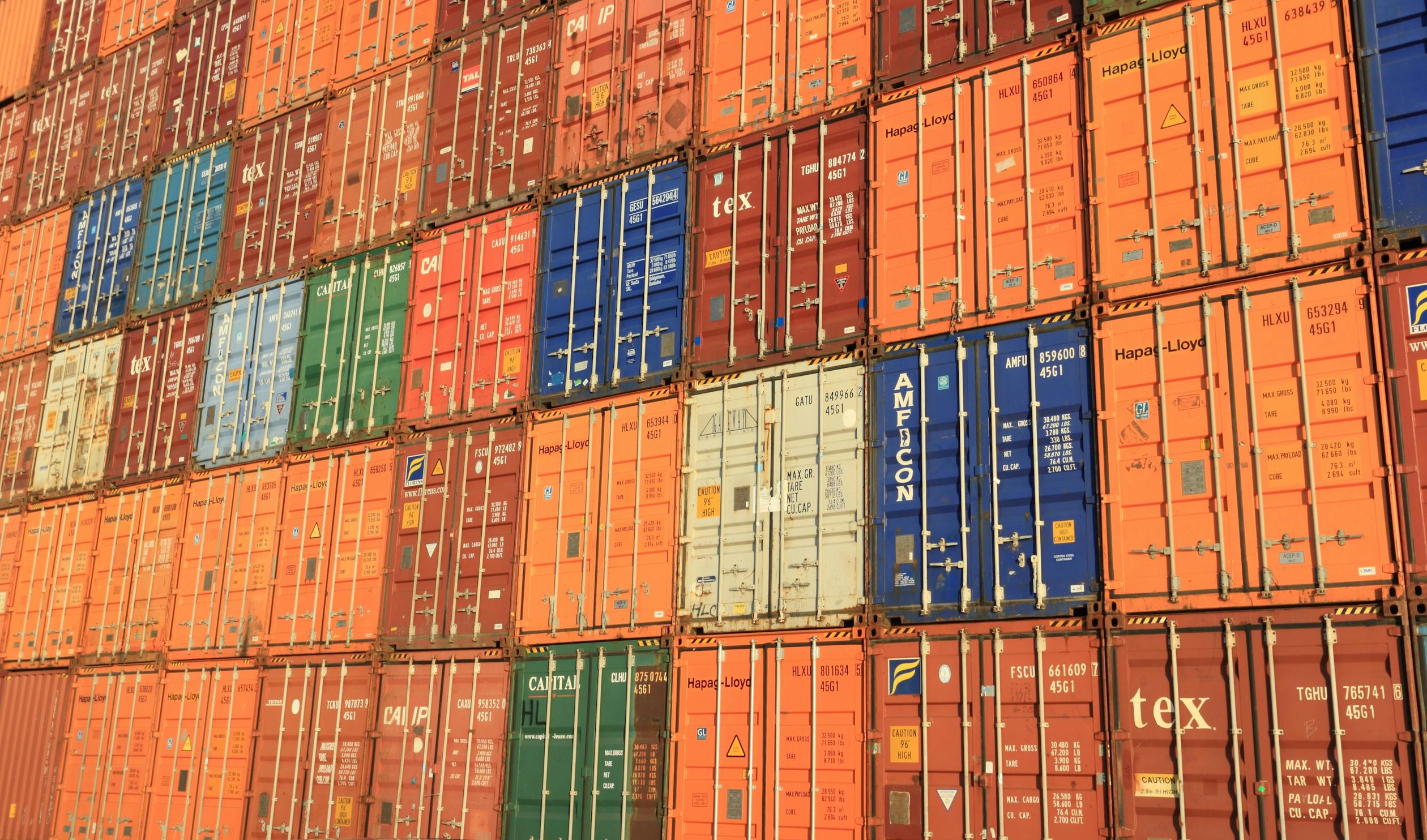 How to open a Logistics Business in Portugal