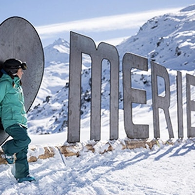 meribel spot photo lettrages geants