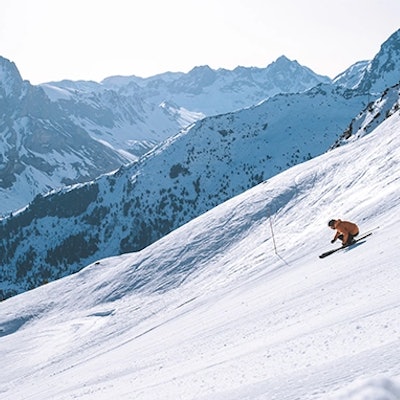 ski d'altitude en décembre à courchevel