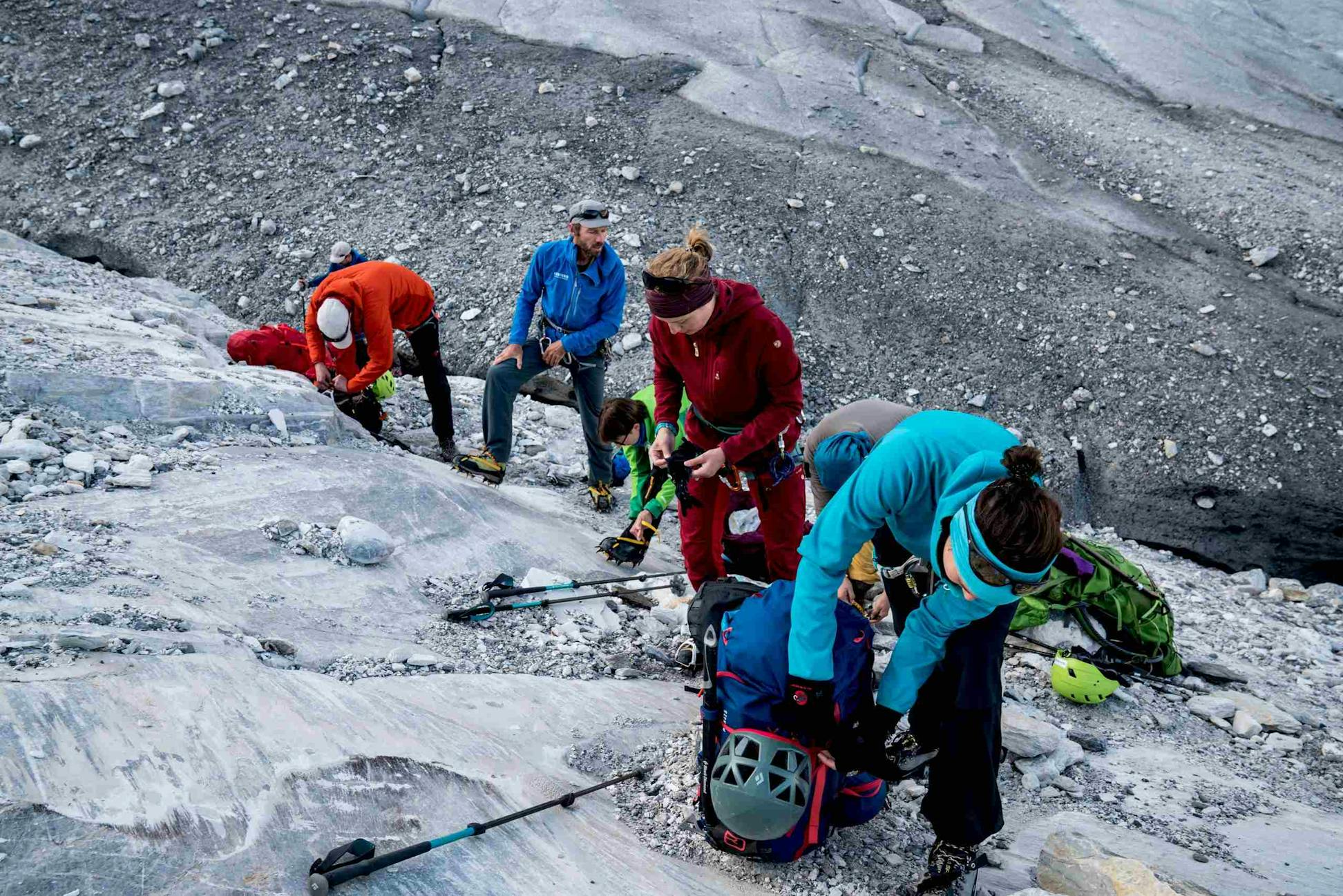 Equipment for the alpine tour: what you need - Transa.ch