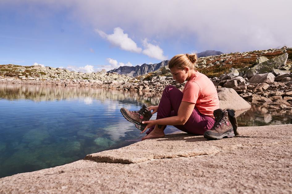 Tips on caring for sore feet when hiking - Transa.ch