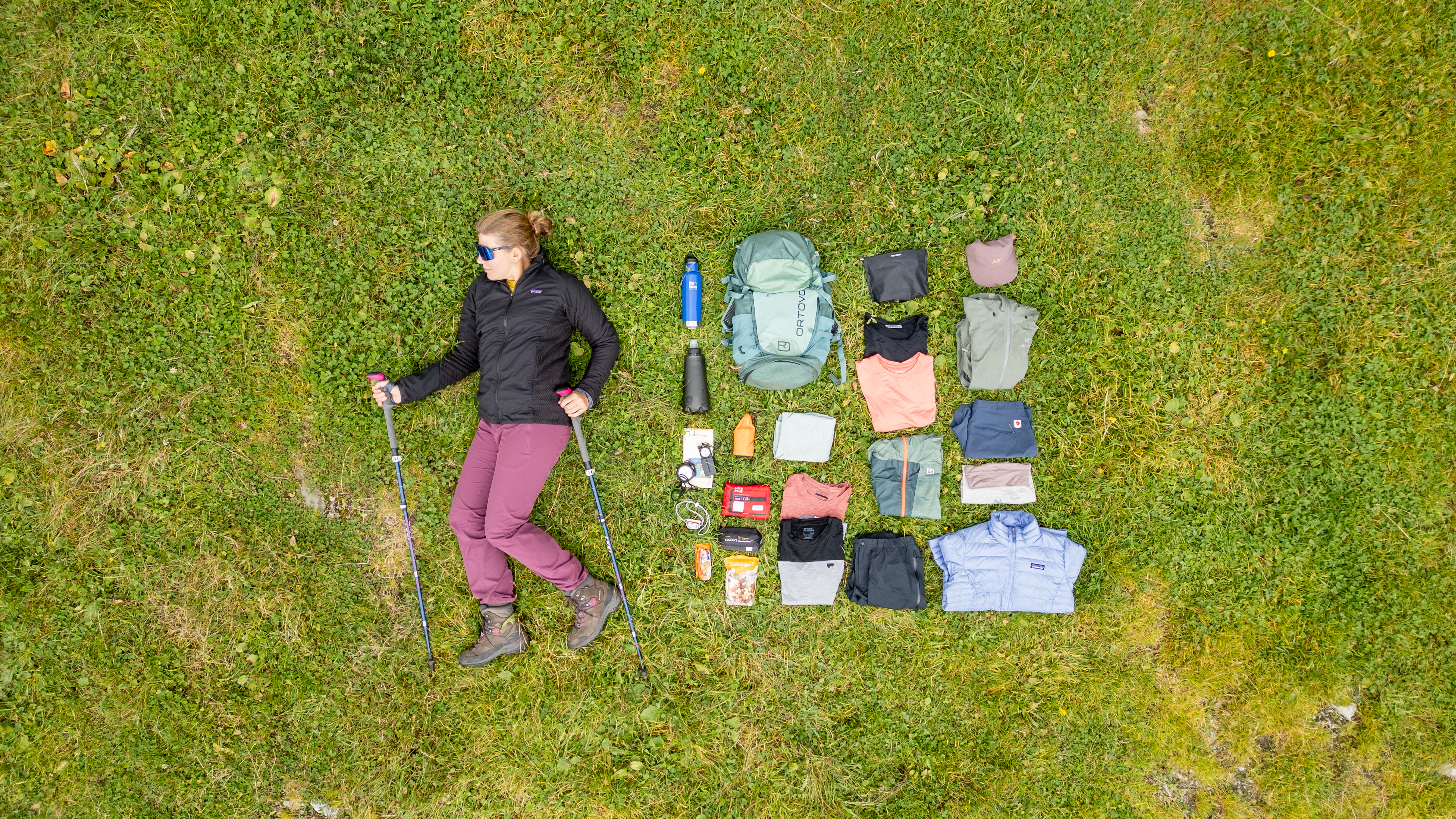Packing list – what to pack for a hut-to-hut hike - Transa.ch