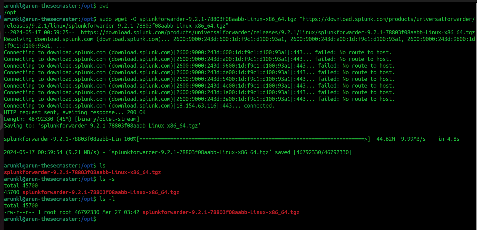 Screenshot of a Linux terminal showing successful download of the Splunk Universal Forwarder via wget command.