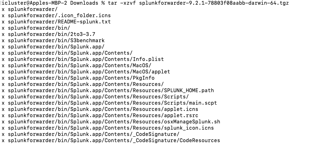 A terminal output on a Mac showing the detailed file extraction process of the Splunk Forwarder package using the tar command.
