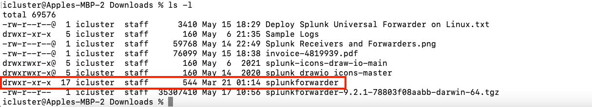 A terminal display showing the contents of the Downloads directory on a Mac, highlighting the extracted 'splunkforwarder' directory and its corresponding tar.gz file.