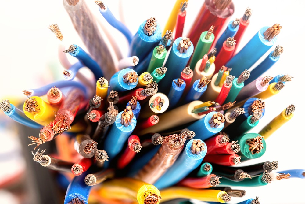 Zuverlässige Kabel und Leitungen für die Industrie