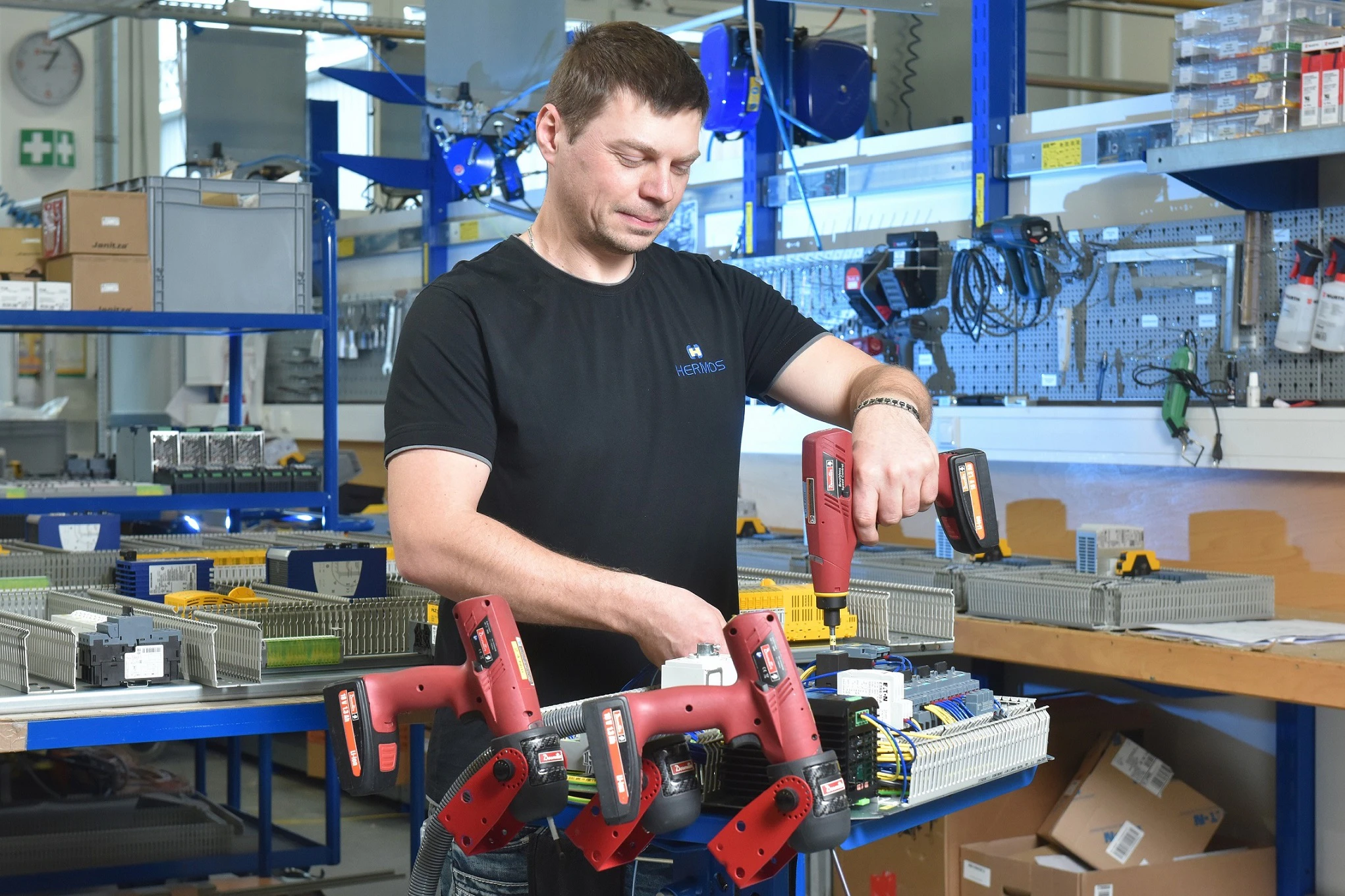 Flexibility of the cordless screwdriver