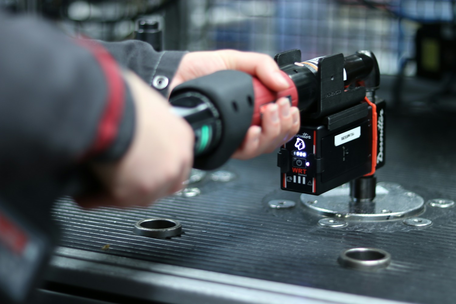 WRT torque Transducer with operator WRT torque Transducer with operator