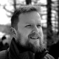 Alex Gillmor headshot
