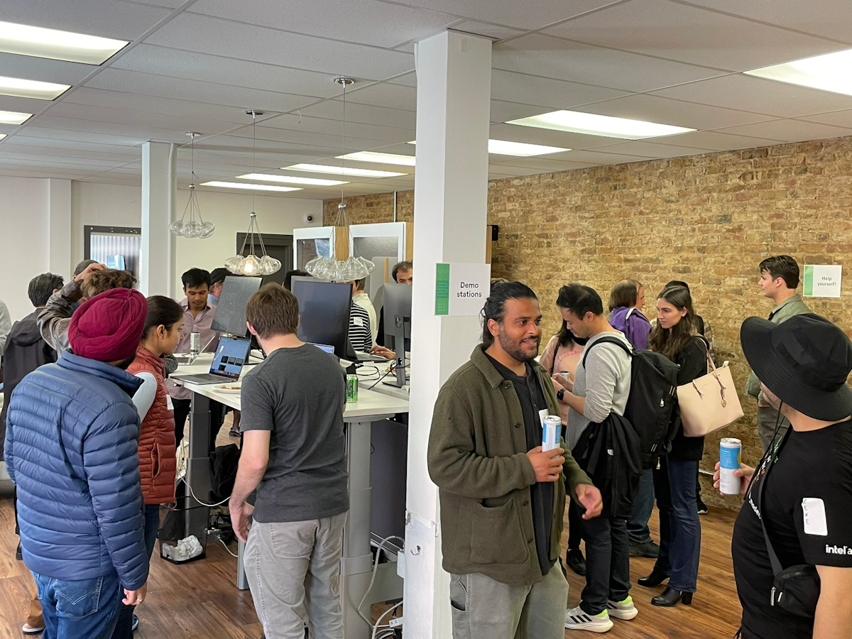 Builders showed their projects at the demo station at our SF meetup