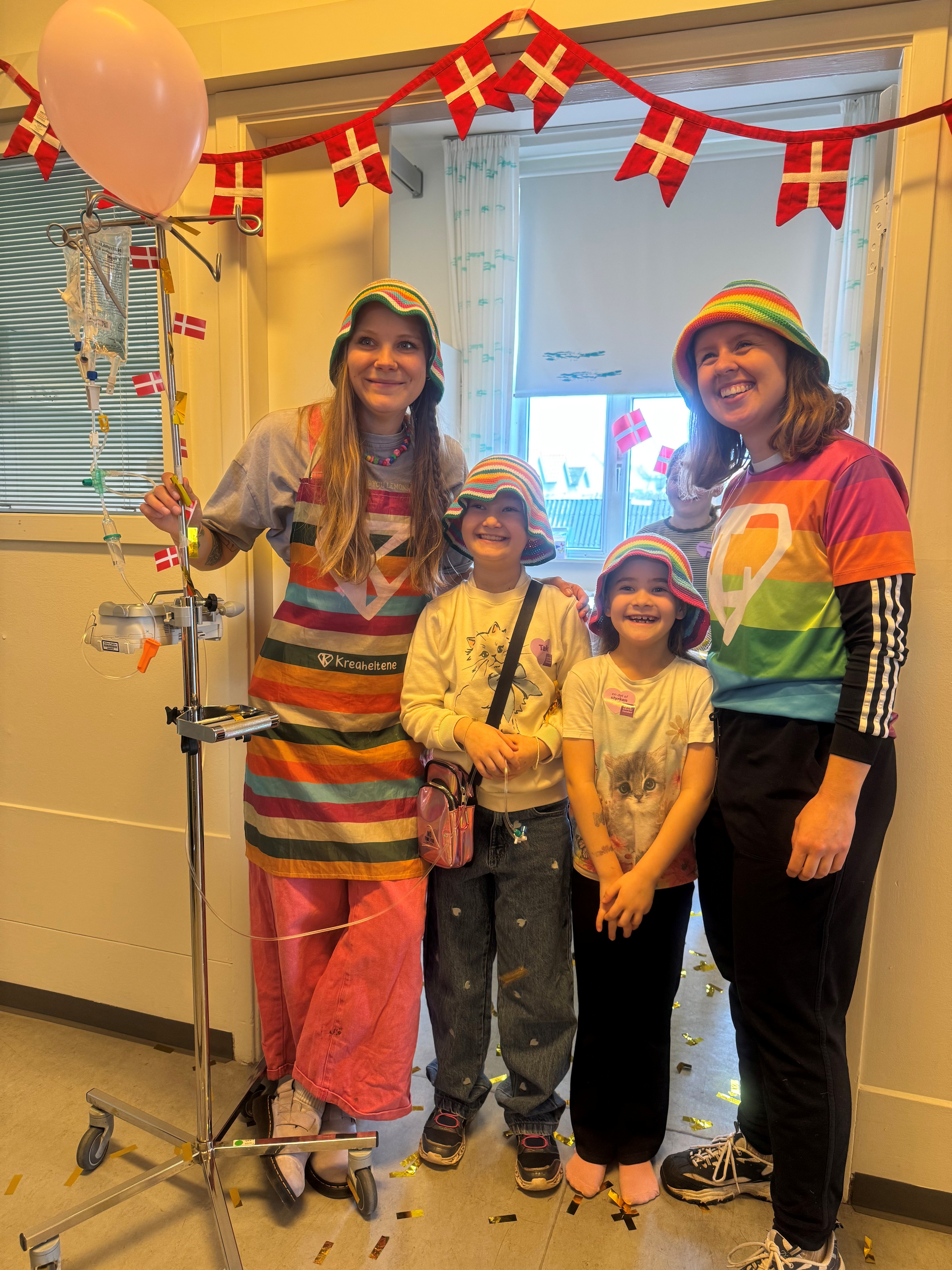 Laura med lege- og kreaheltene