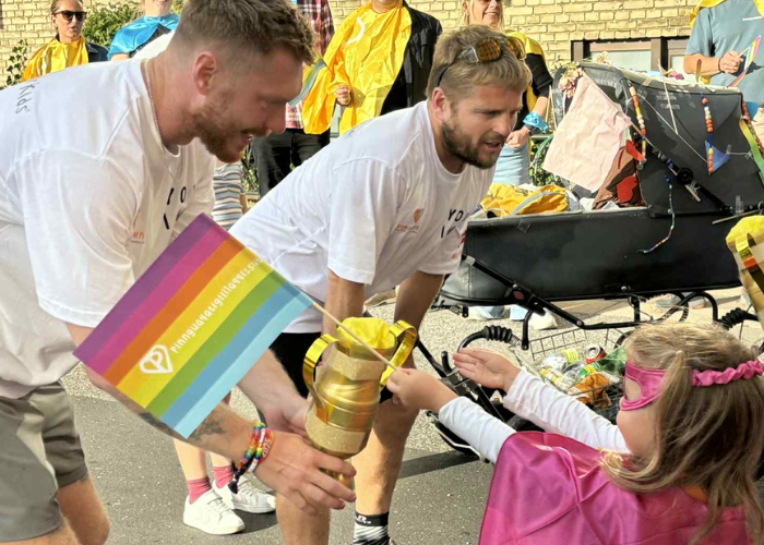 Kasper og Kasper når frem til Roskilde Sygehus