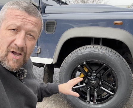 Product Guide for Gloss Black XTR1 Alloy Wheel 18x8 ET10 by Lucari - Land Rover Defender 90 and 110