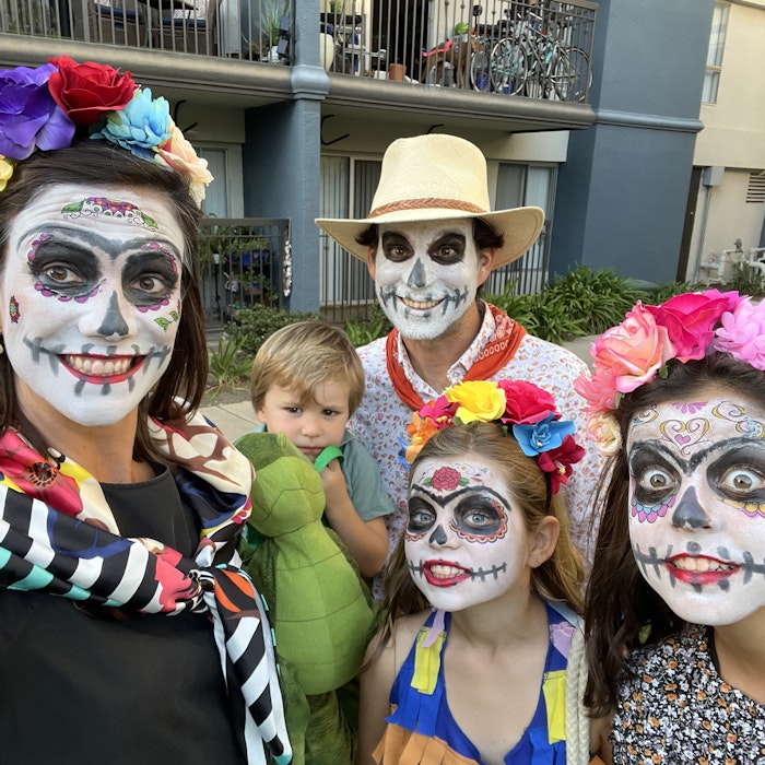 Img: hat, person, adult, female, woman, boy, child, male, scarf, festival