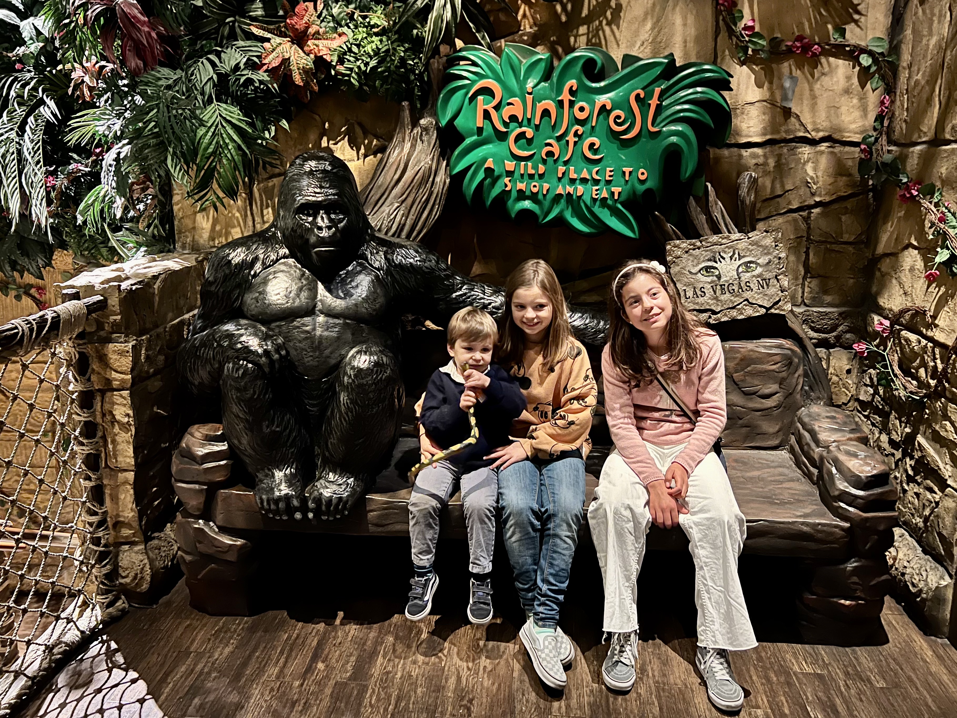 Img: people, person, pants, boy, child, male, adult, man, jeans, head