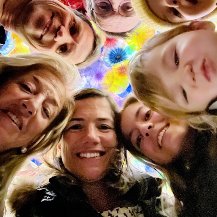 Img: face, head, person, portrait, adult, female, woman, hat, happy, people