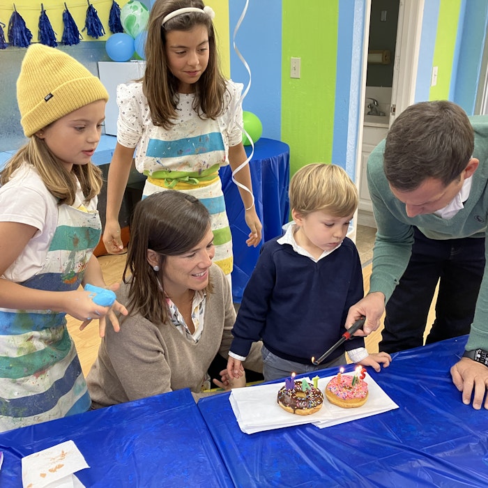 Img: kindergarten, people, person, child, female, girl, boy, male, wristwatch, shoe