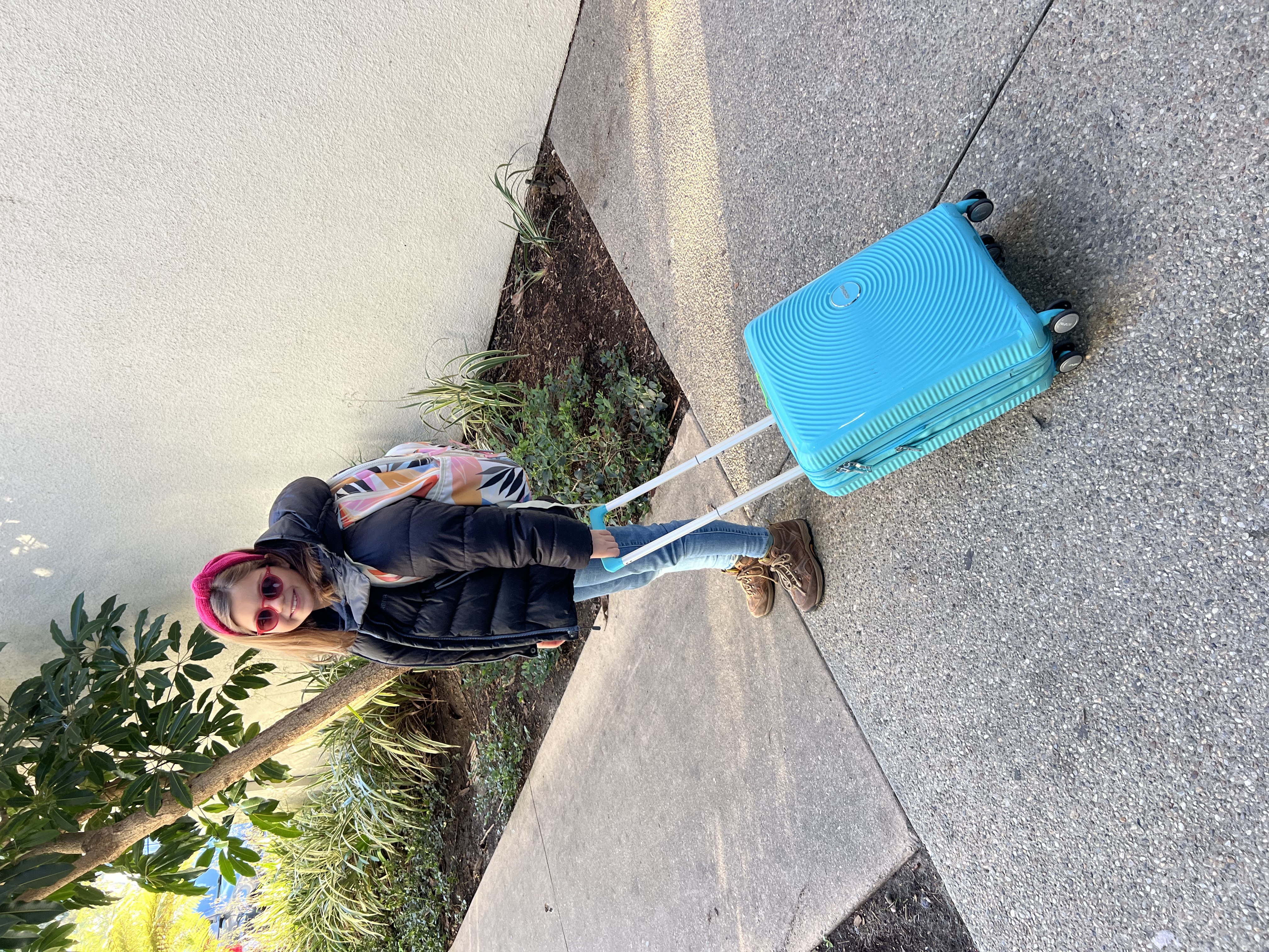 Img: baggage, person, clothing, coat