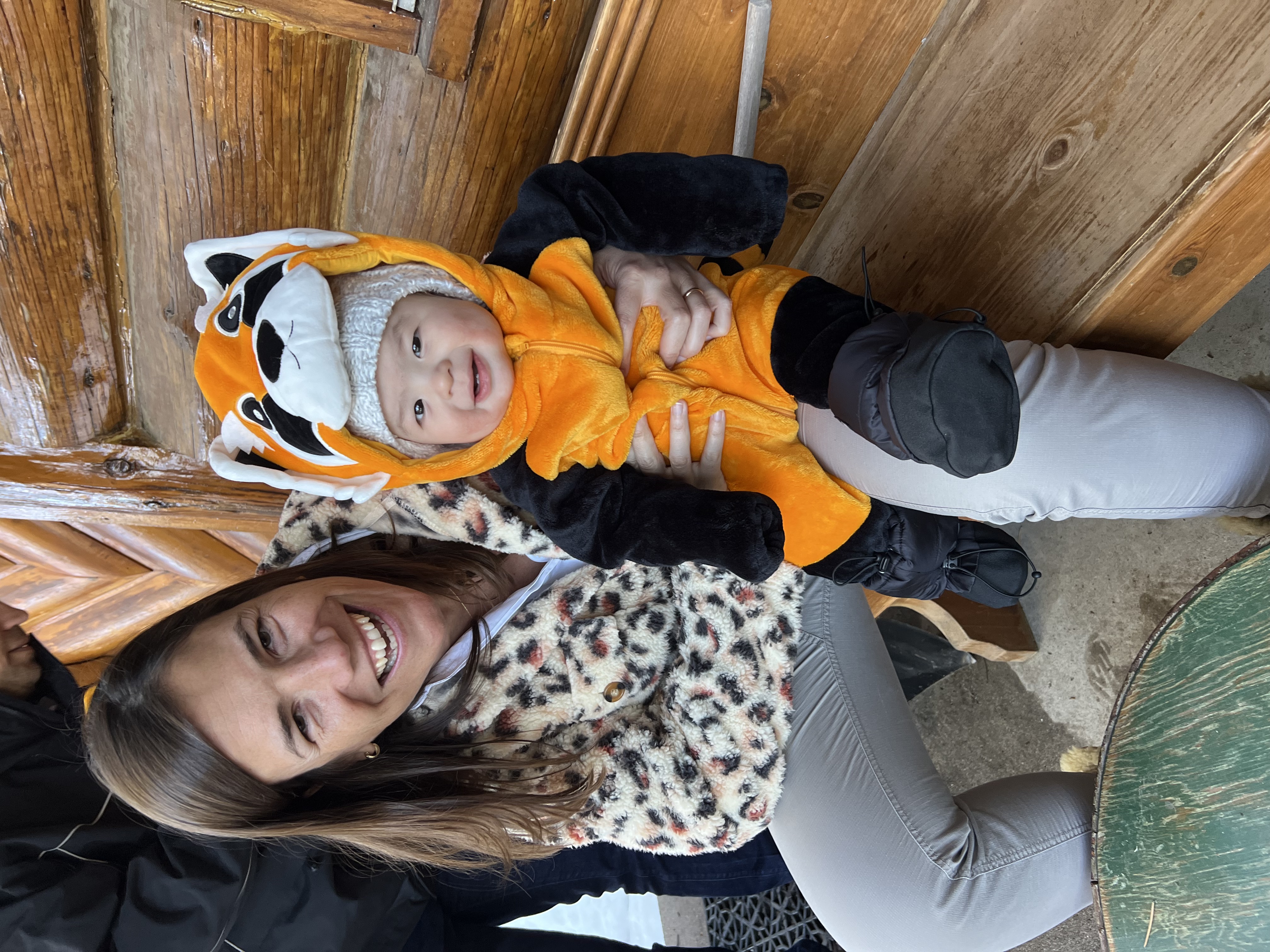 Img: wood, person, photography, portrait, pants, coat, jacket, hat, adult, woman