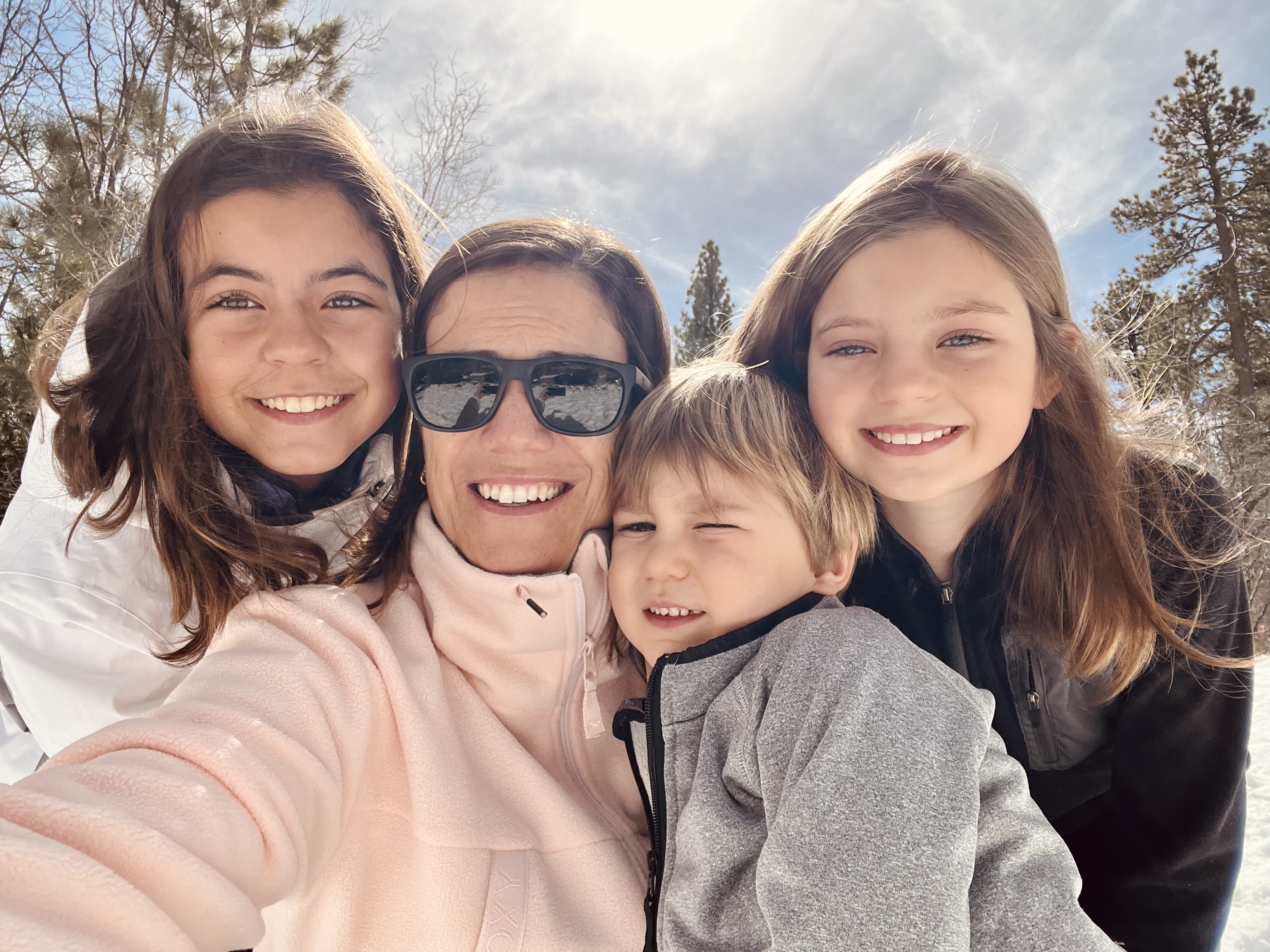 Img: people, person, face, happy, head, smile, adult, female, woman, glasses