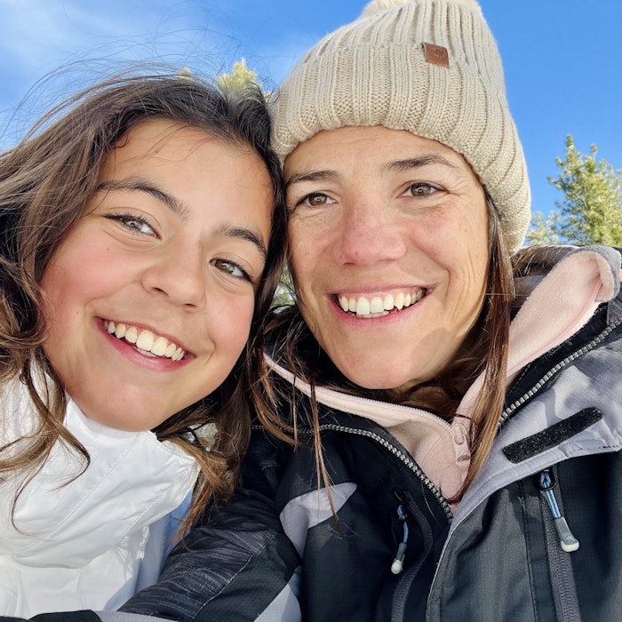 Img: face, happy, head, person, smile, coat, jacket, cap, hat, selfie