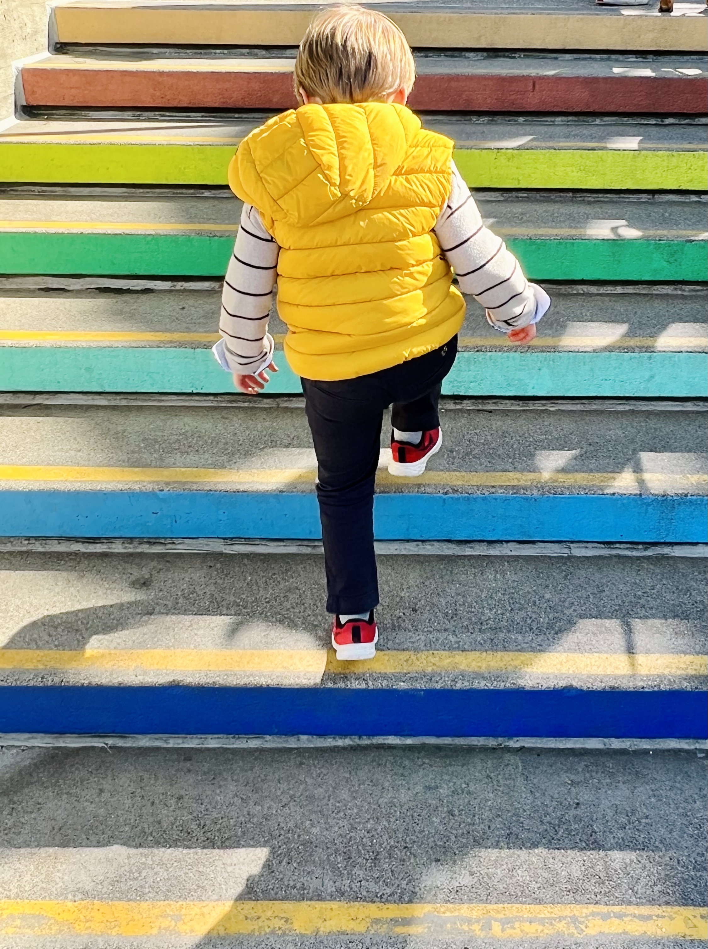 Img: pedestrian, person, clothing, pants, walking