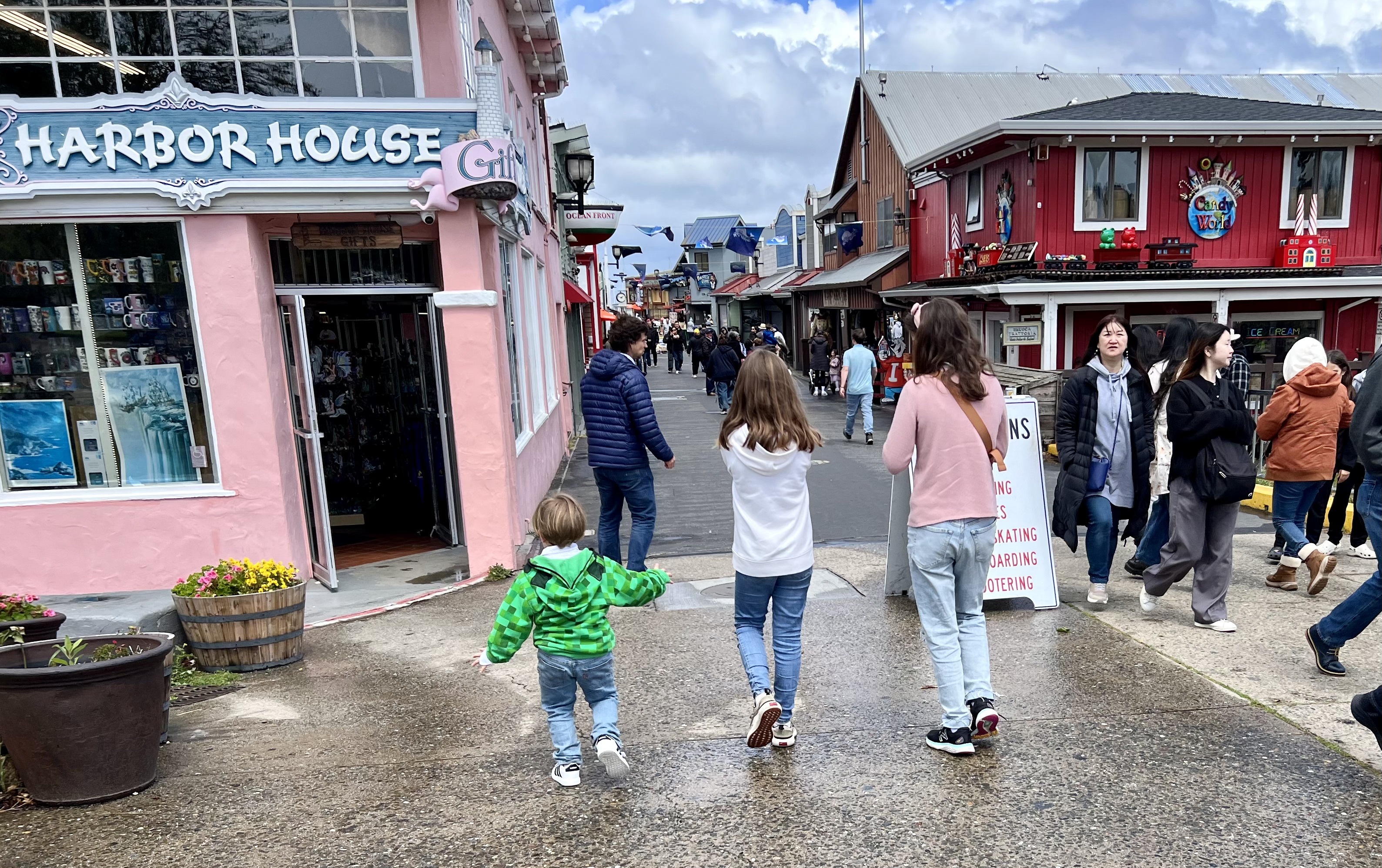 Img: pants, people, person, city, walking, shoe, urban, boy, child, male