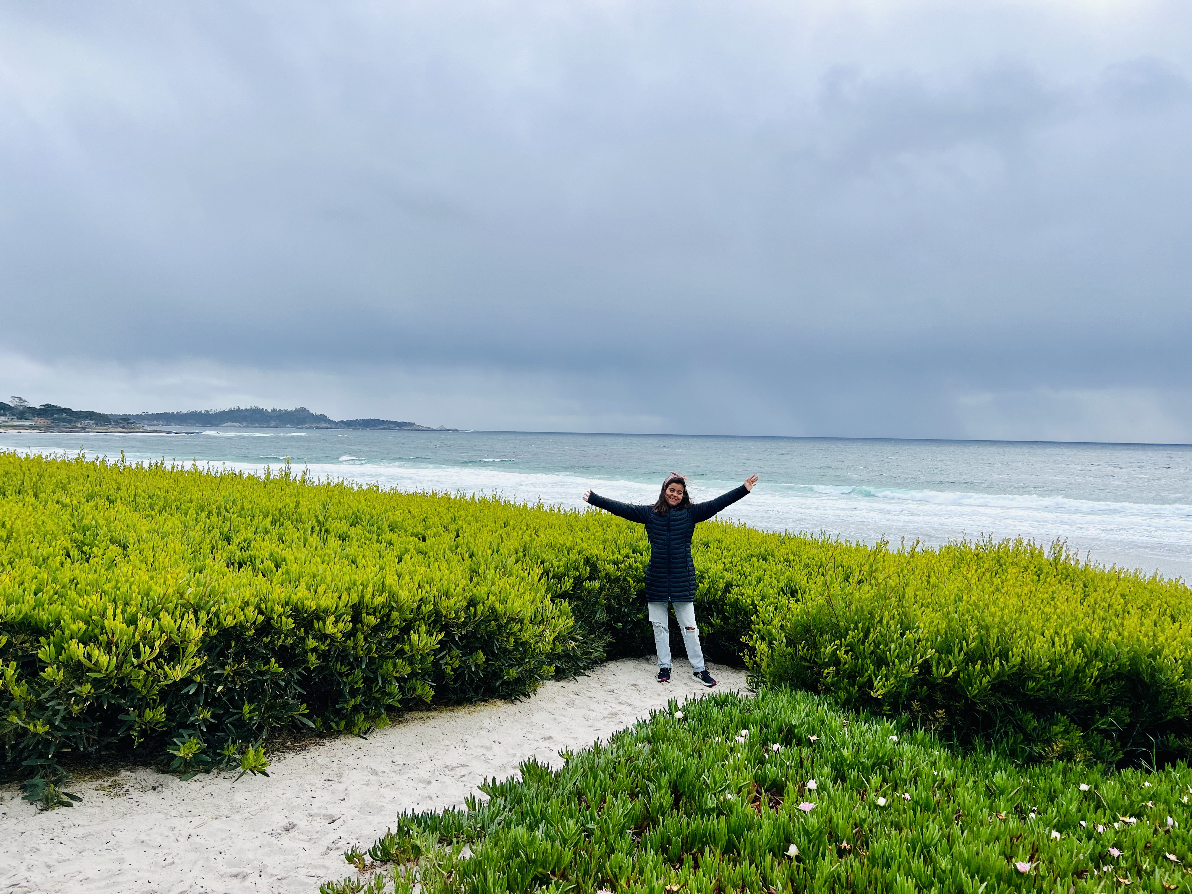 Img: horizon, nature, sky, grass, scenery, vegetation, portrait, summer, shoe, pants