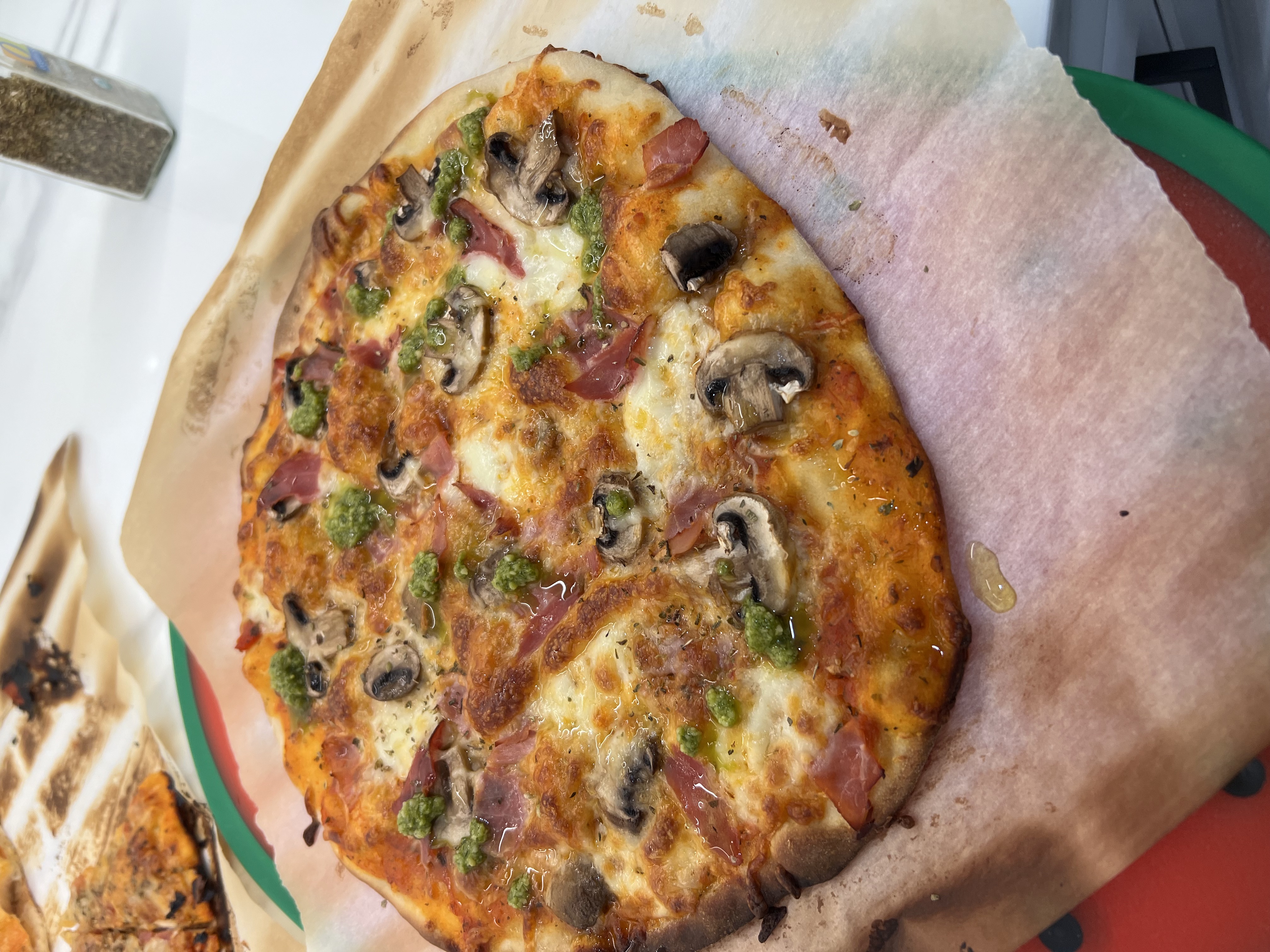 Img: food, pizza, food presentation